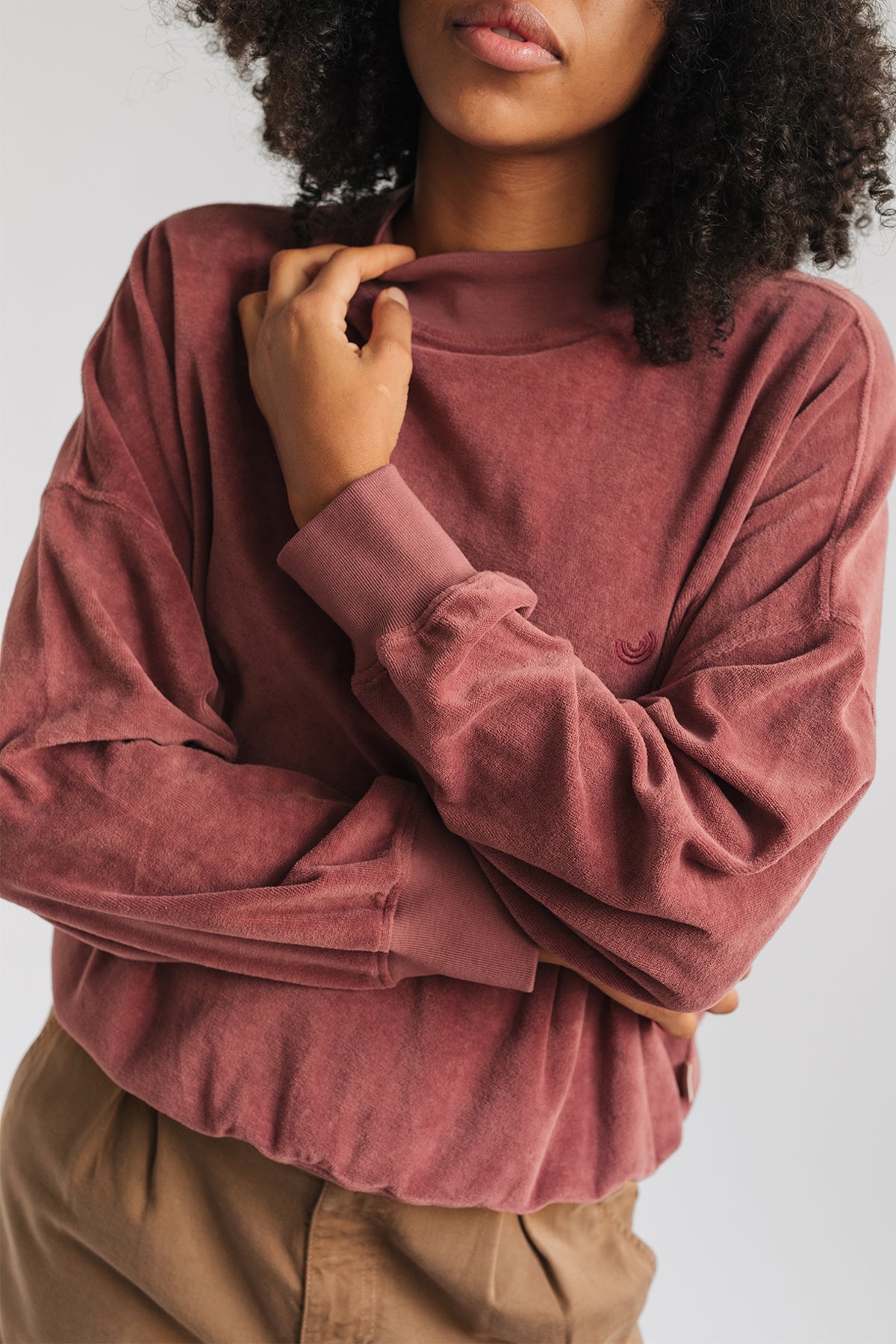 dropped shoulder rose velvet sweat