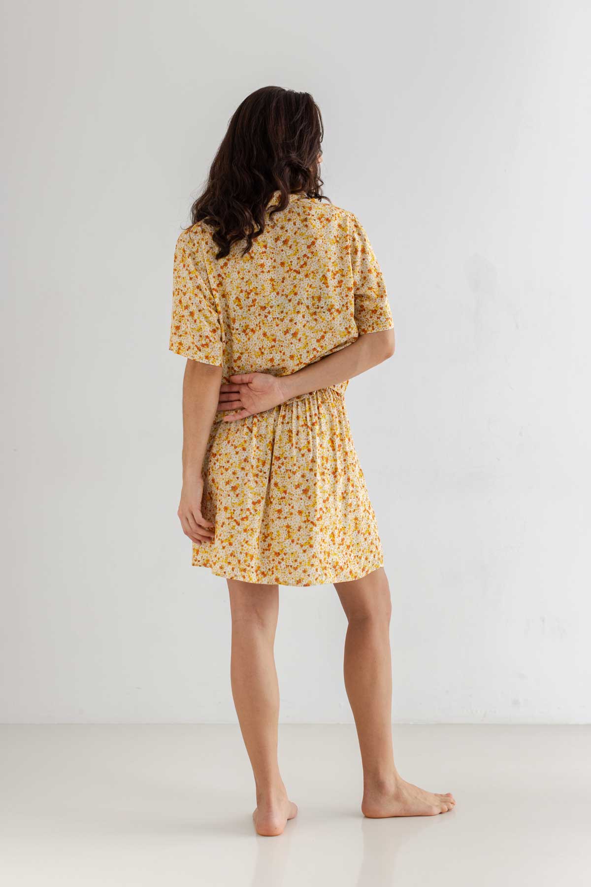 Golden flowers button-down skirt women flower top full body view back