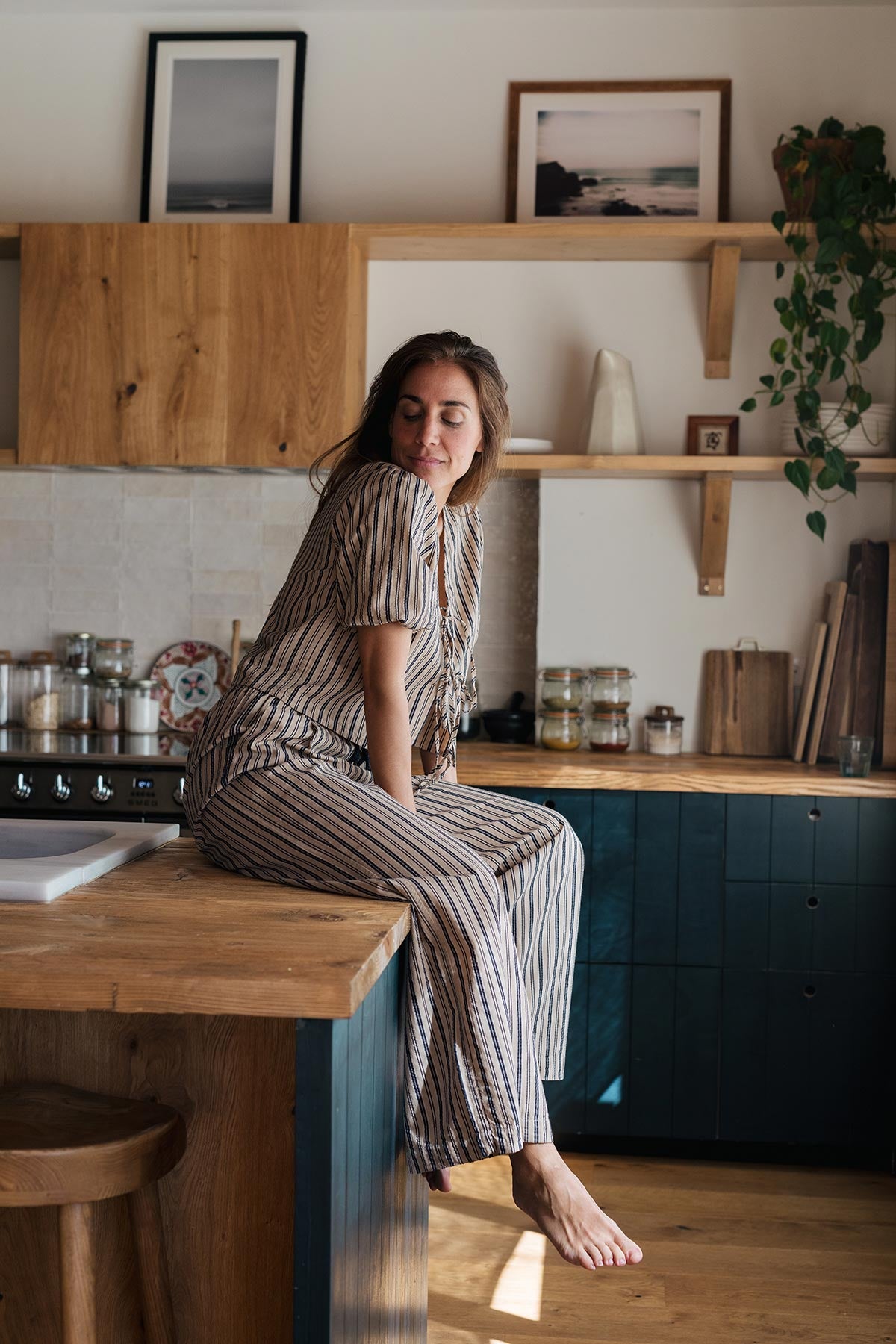 breathable organic cotton pants with elastic waistband