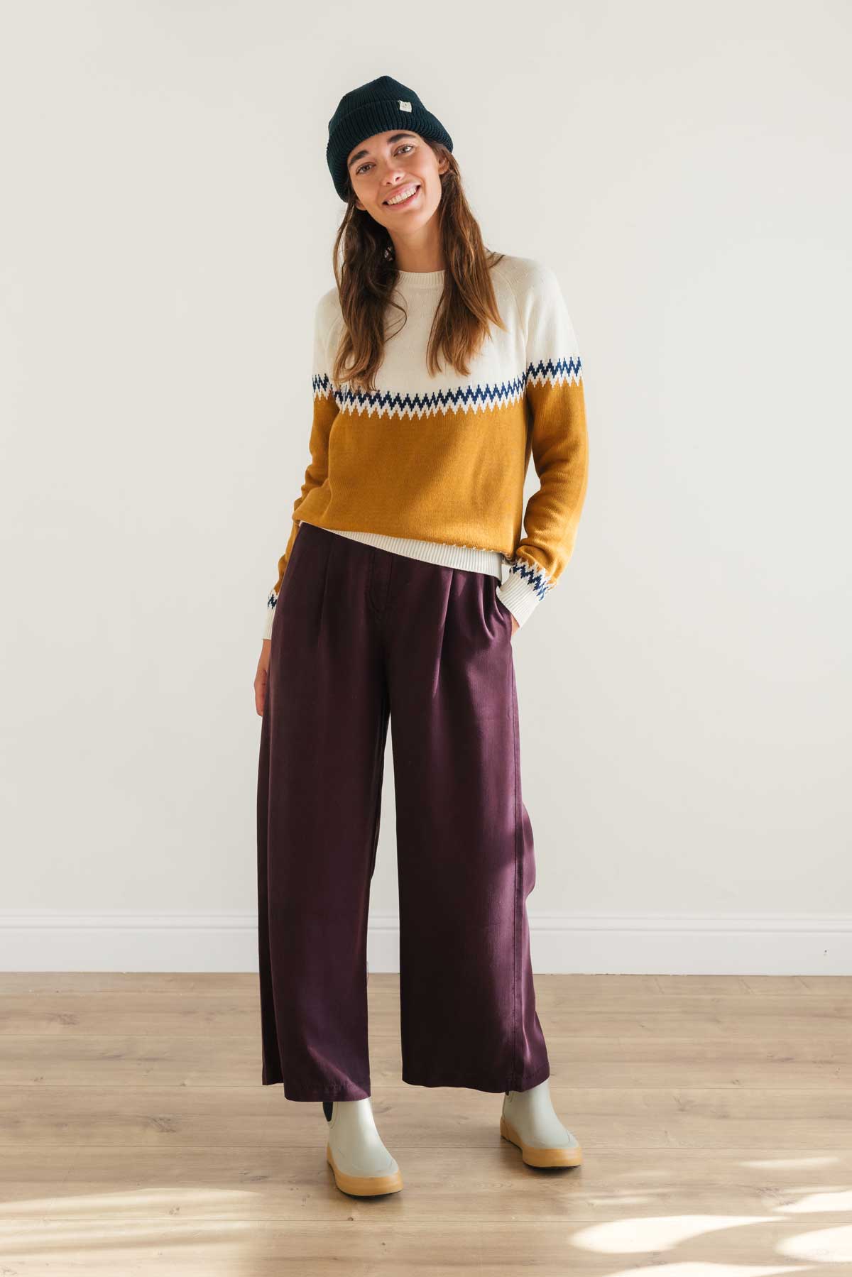Terracotta organic cotton knit women grape pants full body view front