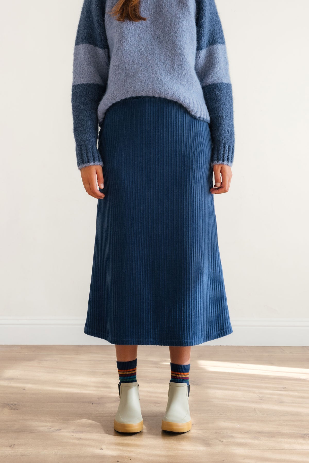 Eco-friendly women’s midi skirt