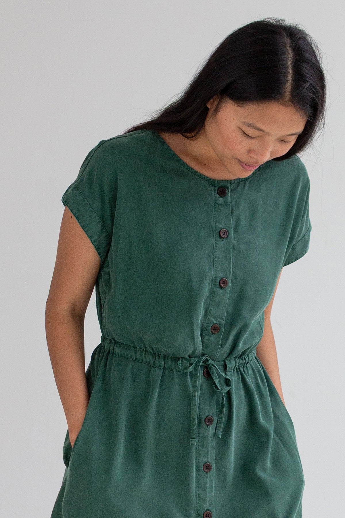 Dark green Lightweight dress women detail front 