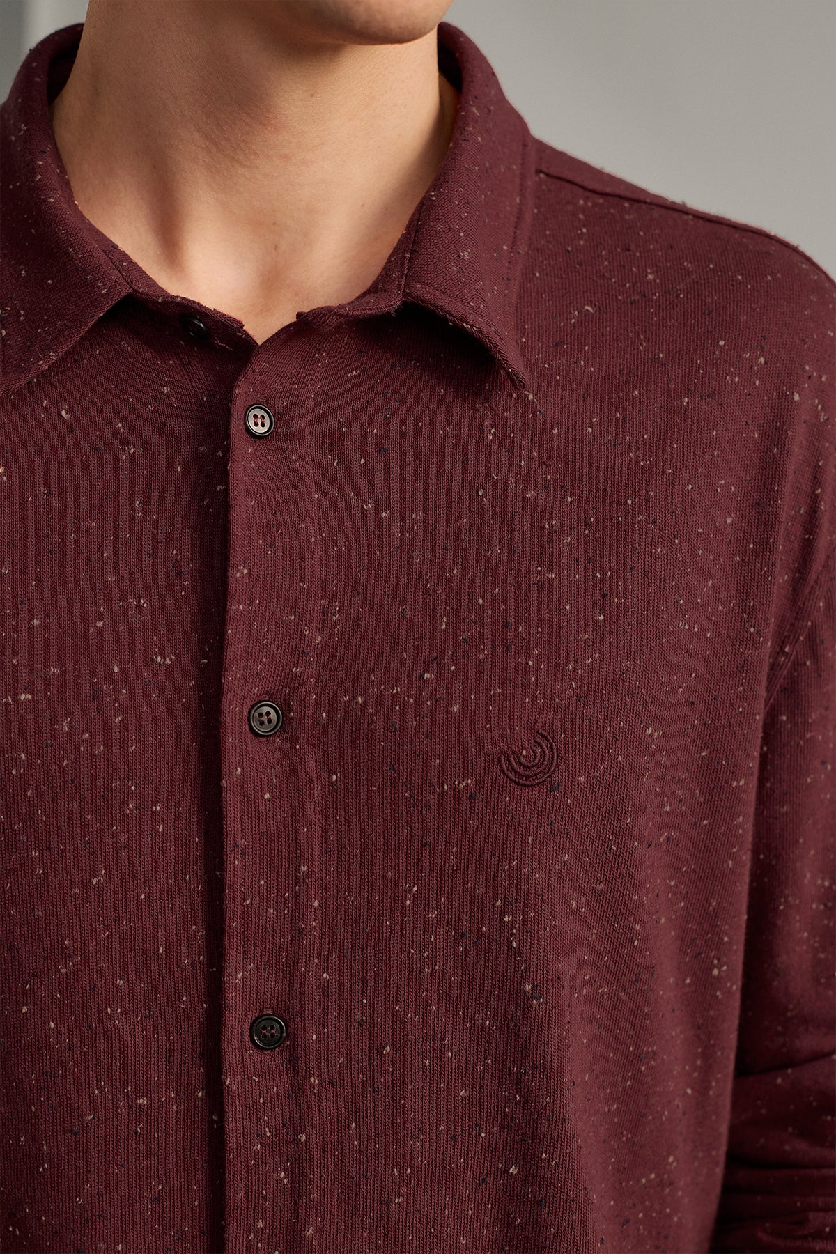 embroidered logo smart-casual red shirt